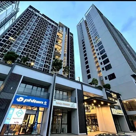 Sky Tree Serviced Apartment At Bukit Indah With Netflix Johor Bahru Exterior photo