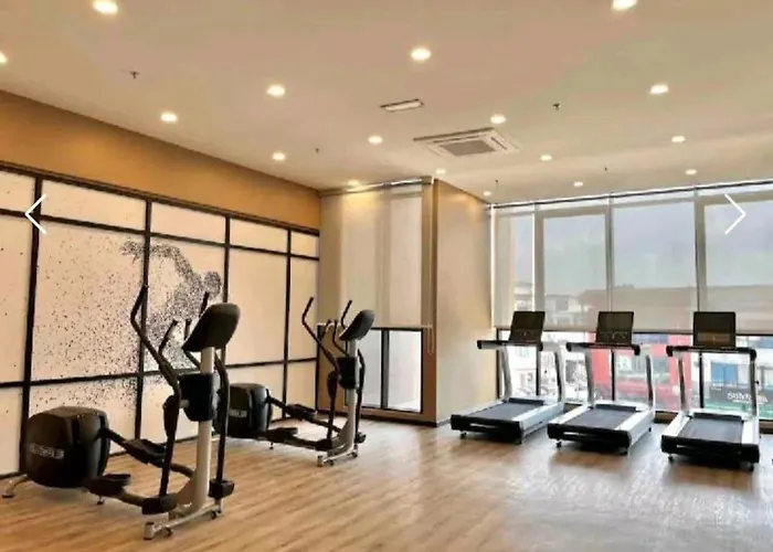 Sky Tree Serviced Apartment At Bukit Indah With Netflix