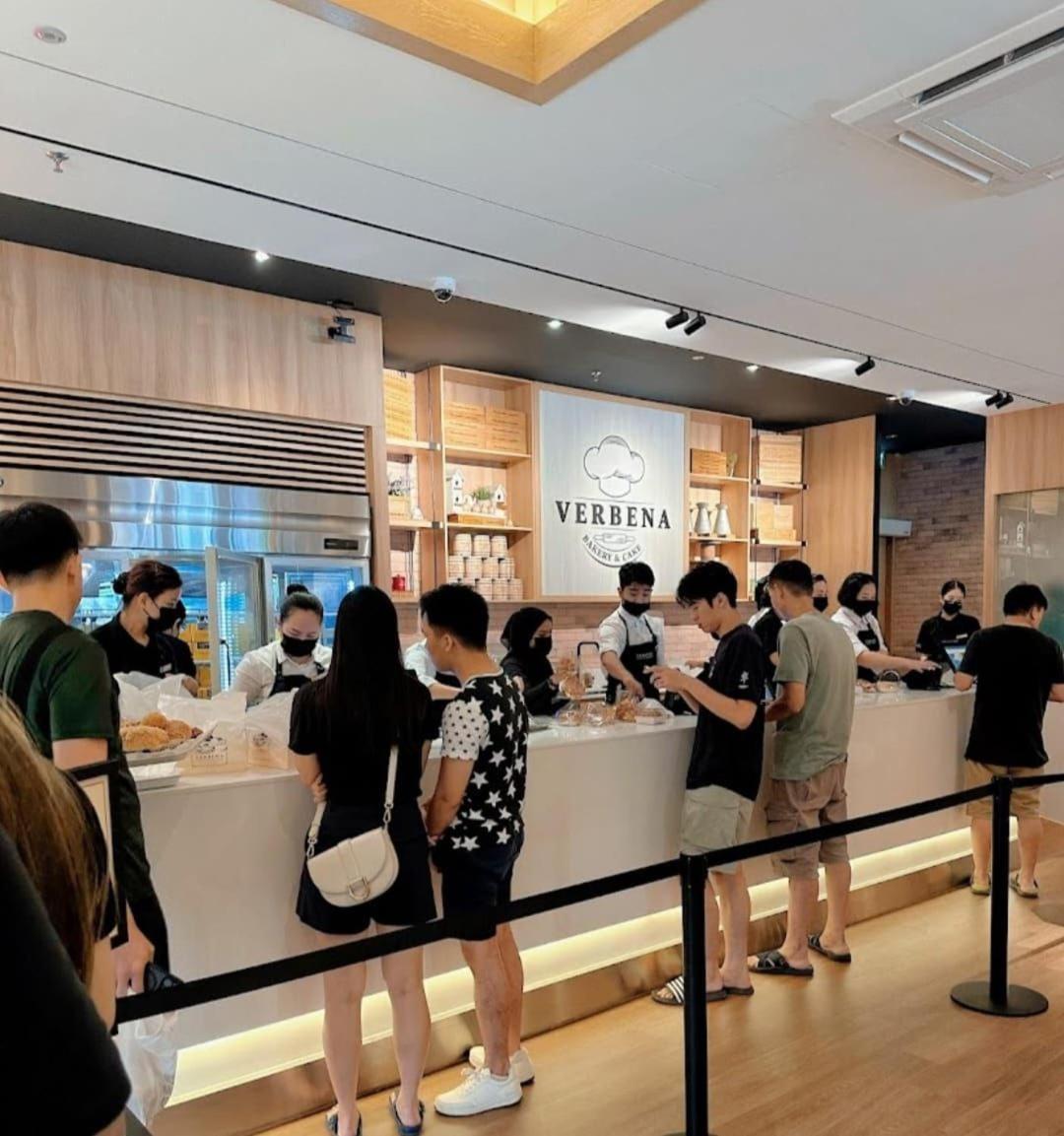 Apartment Sky Tree Serviced At Bukit Indah With Netflix Johor Bahru